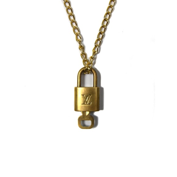 Louis Vuitton Other - Louis Vuitton Gold Lock & Key Chain Necklace